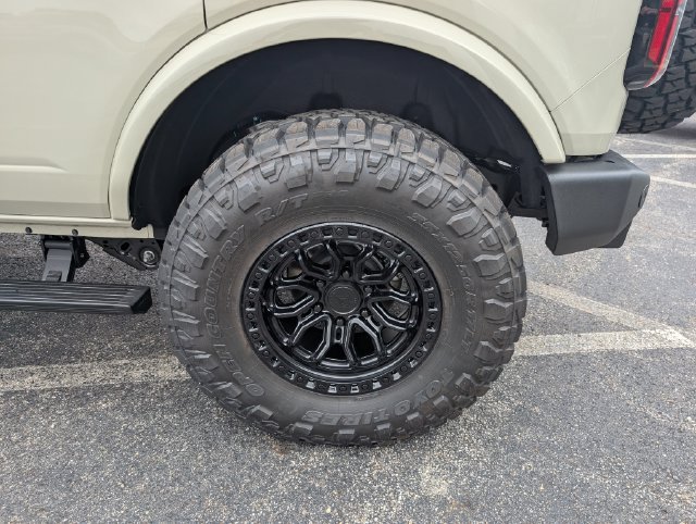 New 2026 Ford Bronco Outer Banks AWD/4WD image 22