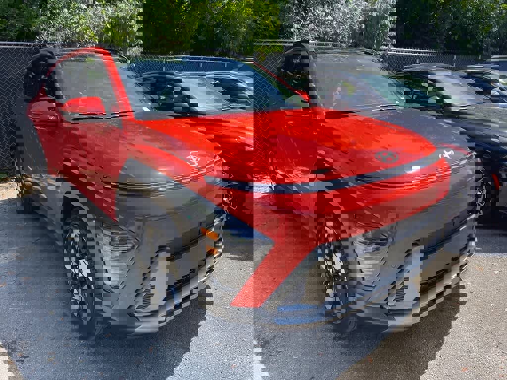 Certified 2024 Hyundai Kona Limited image 1