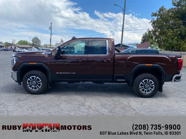 Used 2024 GMC Sierra 2500 SLE AWD/4WD image 4