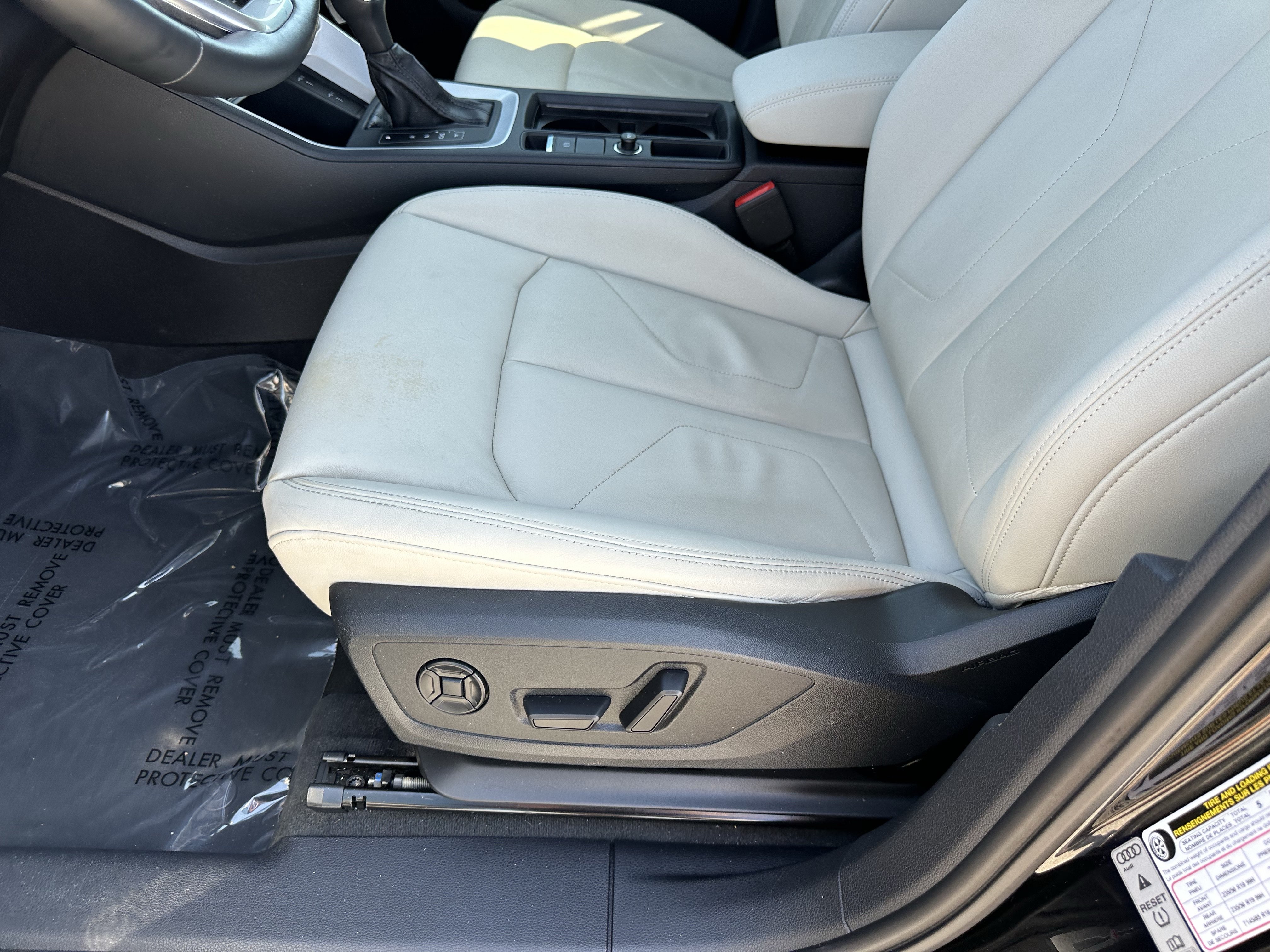 Used 2022 Audi Q3 2.0T Premium AWD/4WD image 22