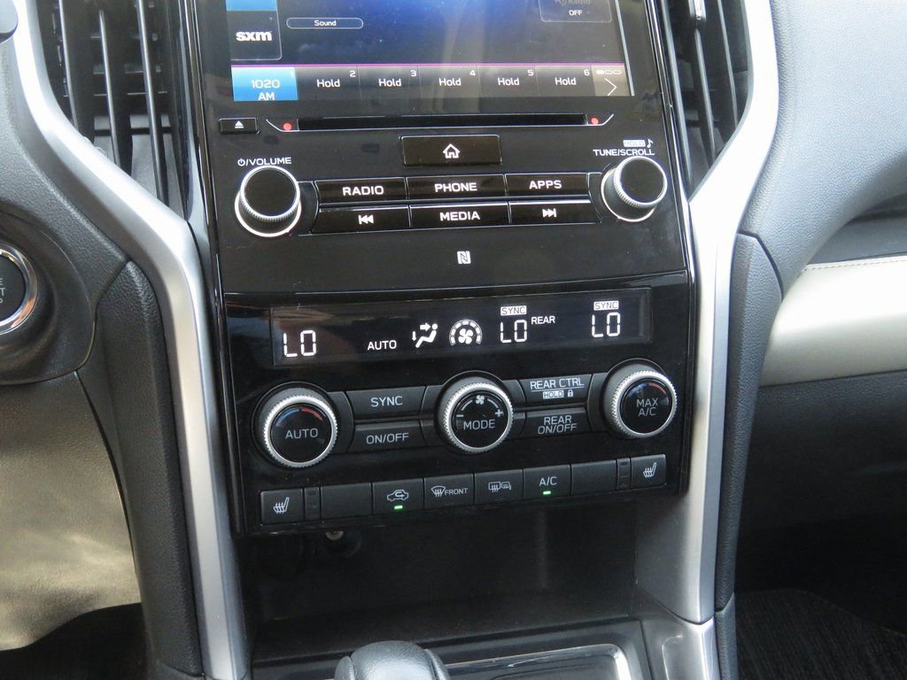 Used 2022 Subaru Ascent Limited image 27