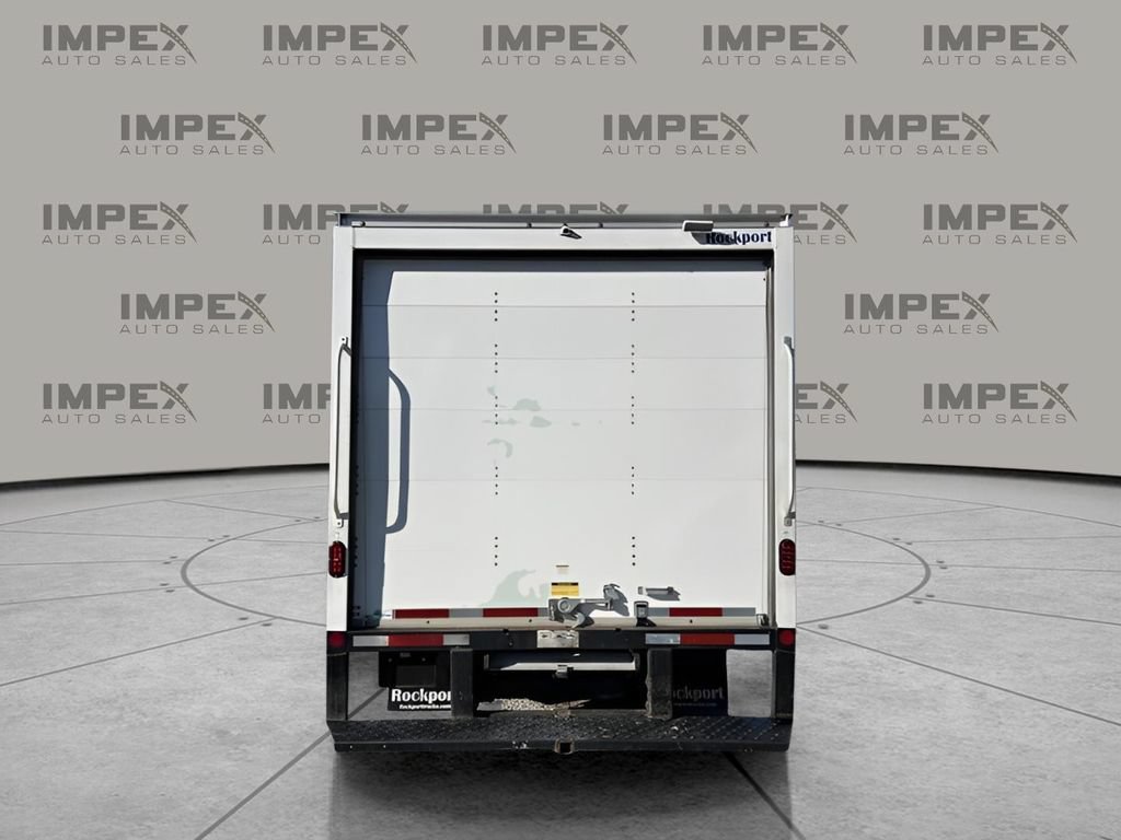 Used 2024 Ford E-450 and Econoline 450 Super Duty w/ Power Windows & Locks Group image 36