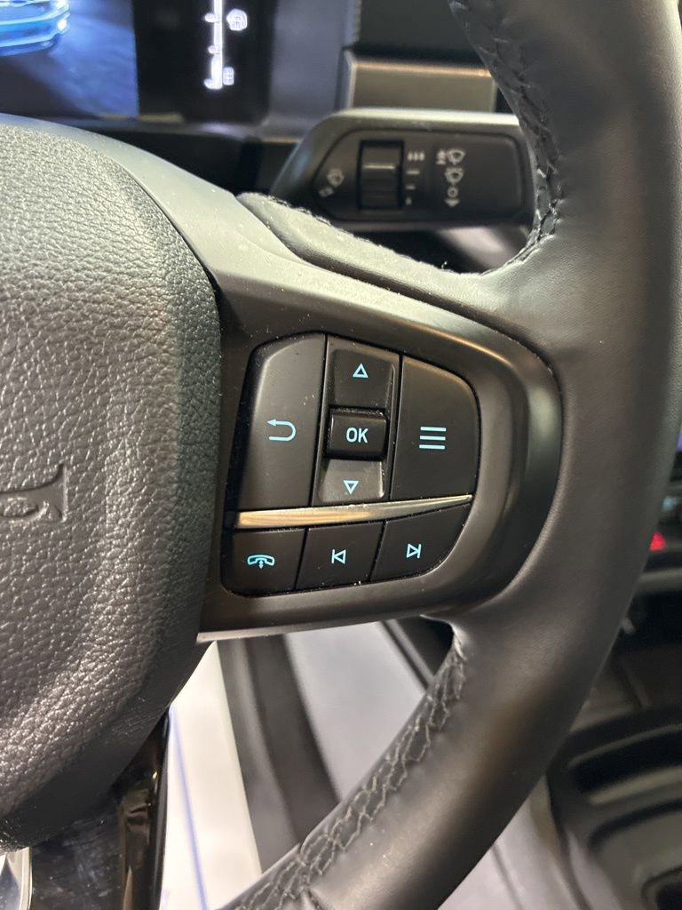 Used 2025 Ford Ranger XLT AWD/4WD image 16