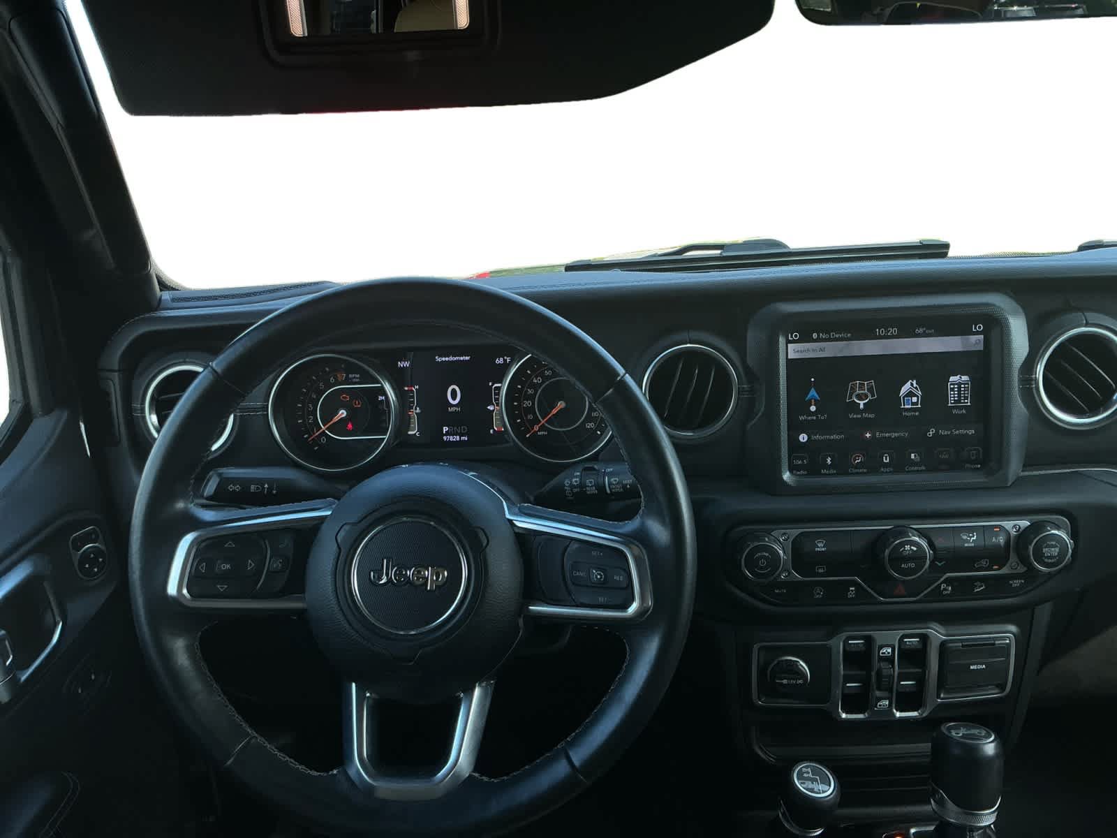 Used 2018 Jeep Wrangler Unlimited Sahara AWD/4WD image 10