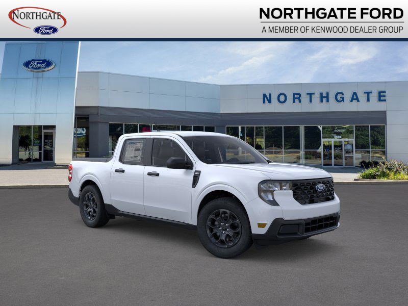New 2025 Ford Maverick XLT w/ Equipment Group 302A
