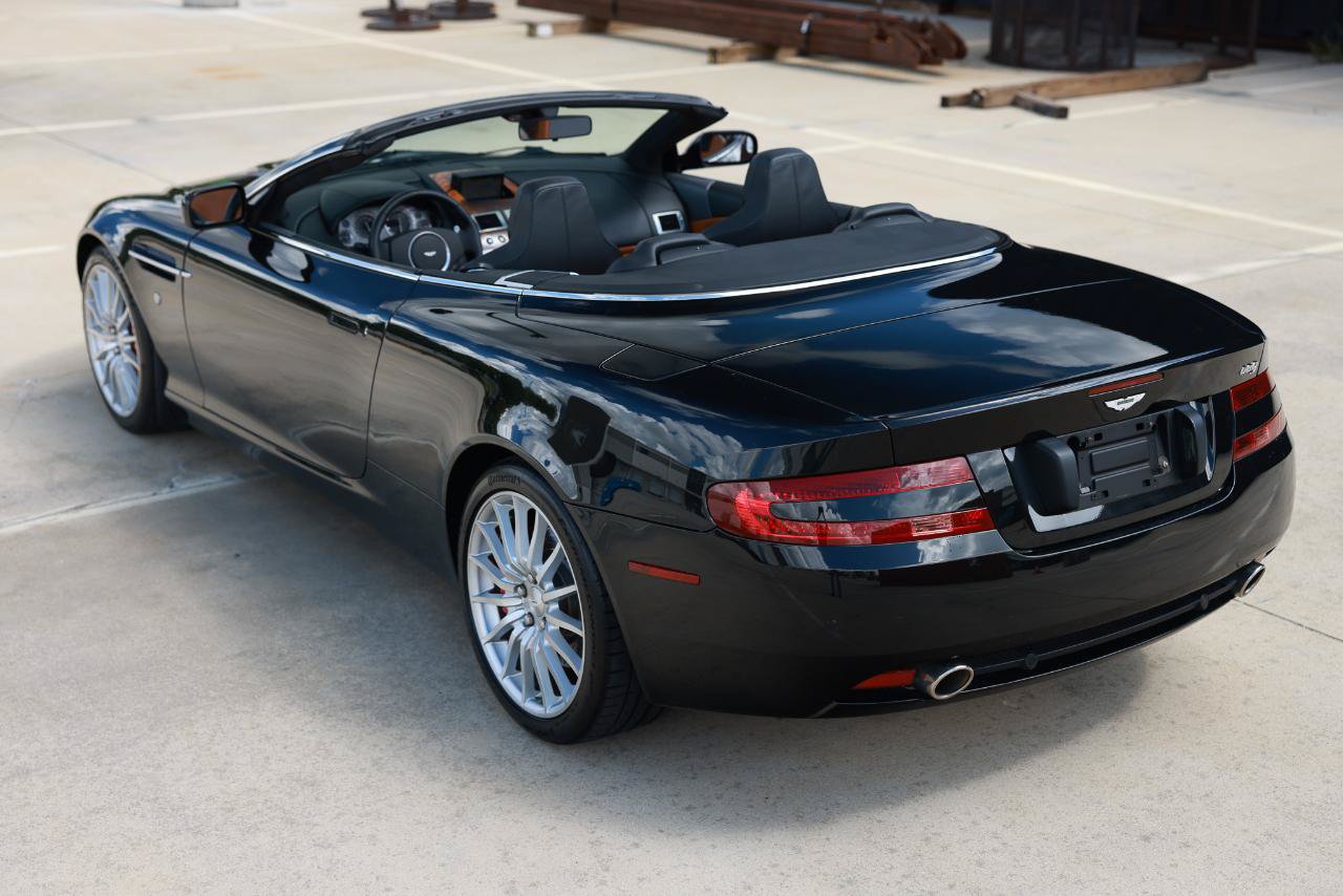 Used 2006 Aston Martin DB9 Volante RWD image 5