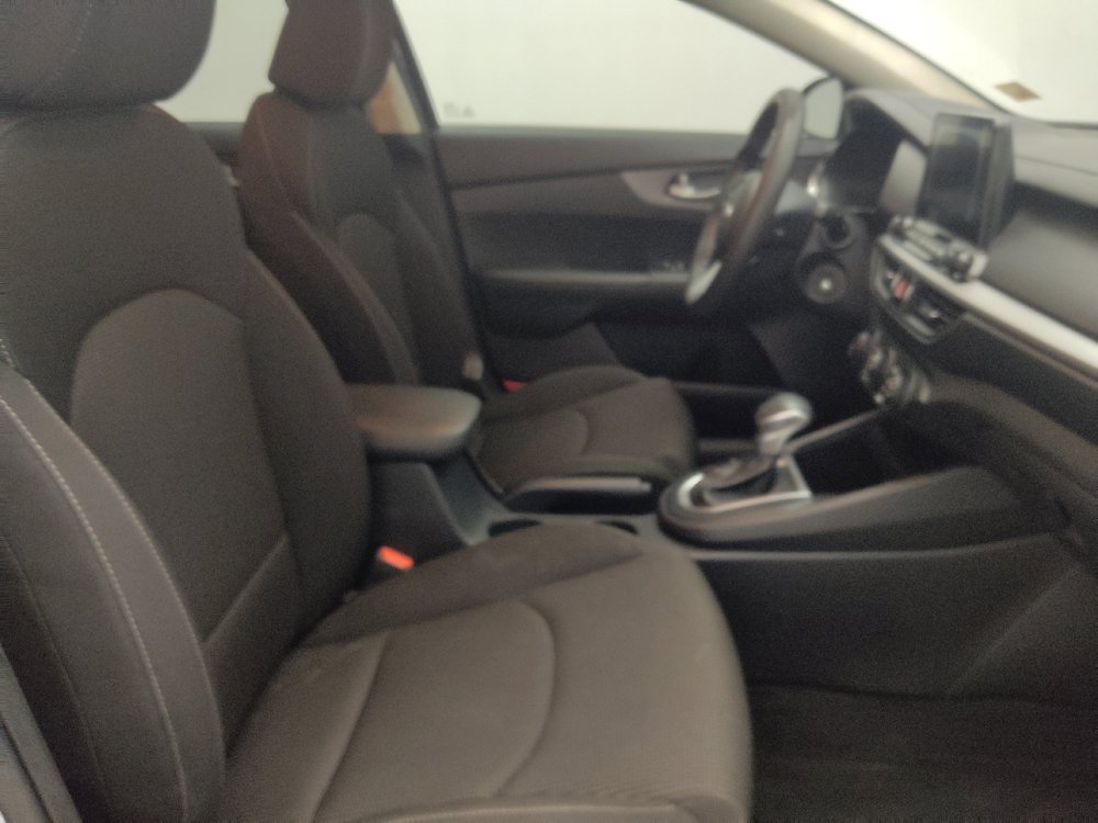 Used 2020 Kia Forte Sedan FWD image 21