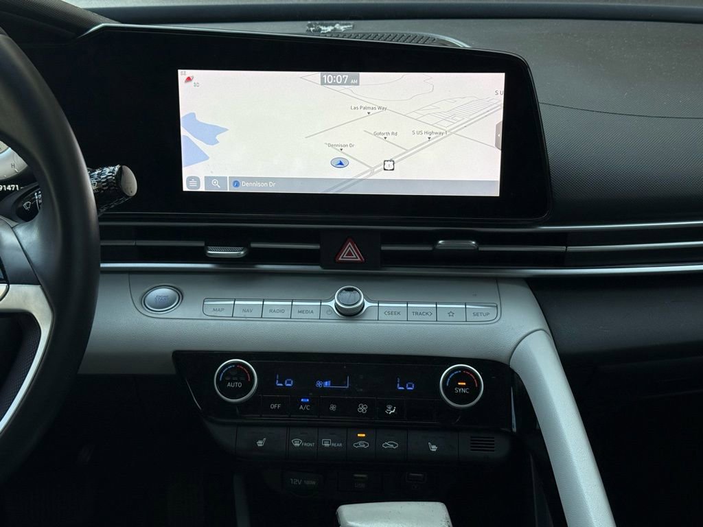 Used 2021 Hyundai Elantra Limited w/ Cargo Package image 12