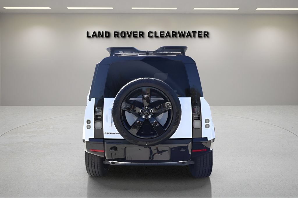 New 2026 Land Rover Defender 110 X-Dynamic SE AWD/4WD image 4