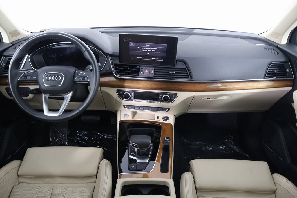 Certified 2023 Audi Q5 2.0T Premium Plus w/ Premium Plus Package AWD/4WD image 8