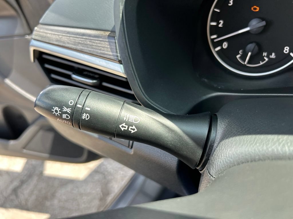 Used 2019 Nissan Altima 2.5 Platinum AWD/4WD image 21