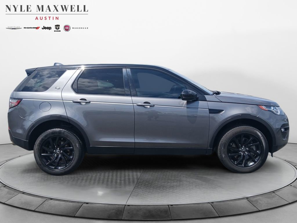 Used 2019 Land Rover Discovery Sport HSE AWD/4WD image 17