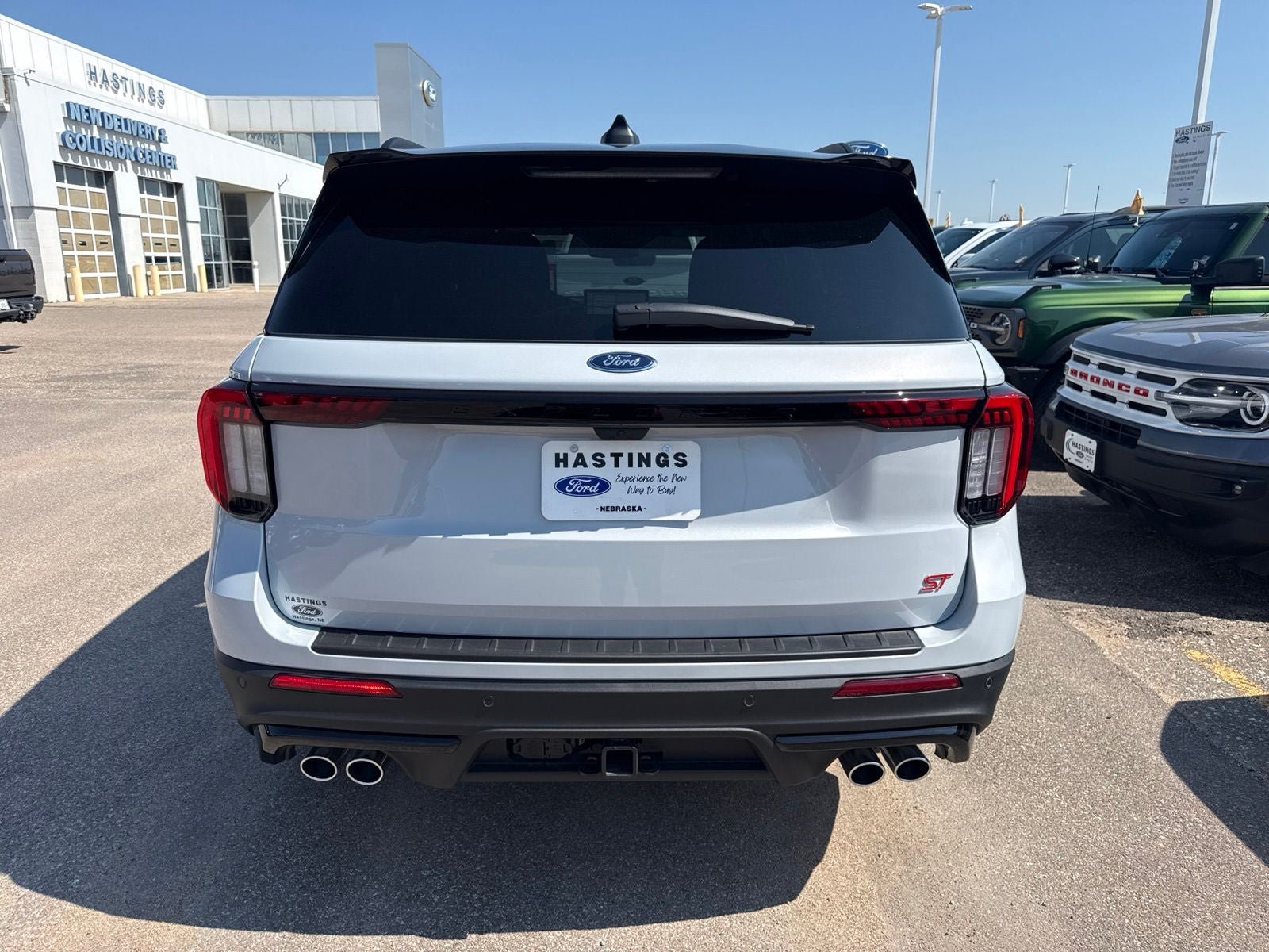 New 2026 Ford Explorer ST w/ Sun And Sound Package AWD/4WD image 4