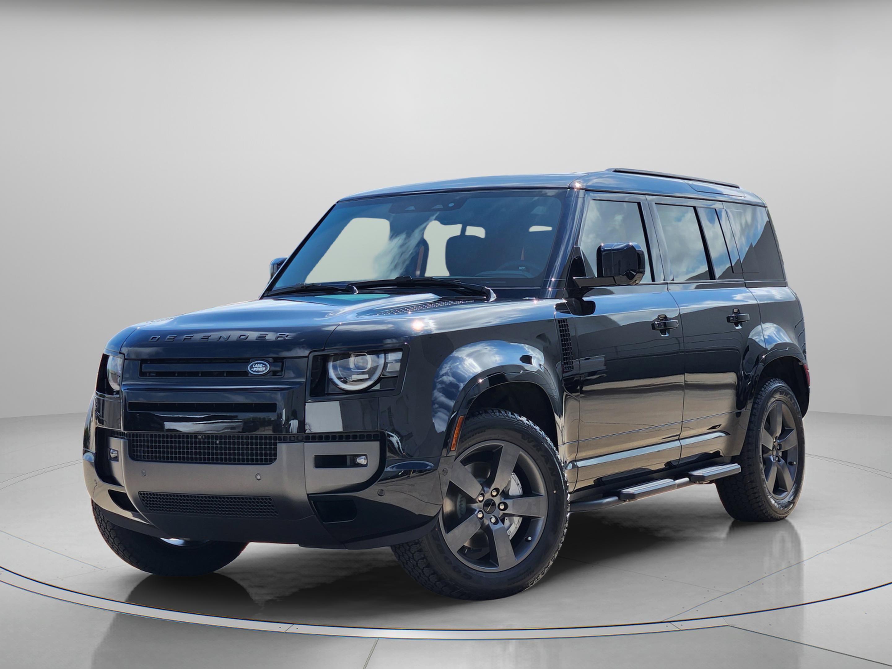 New 2026 Land Rover Defender 110 X-Dynamic SE AWD/4WD image 1