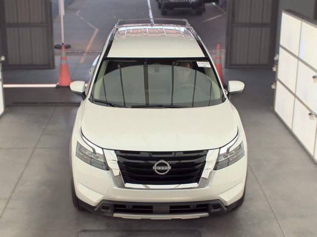 Certified 2025 Nissan Pathfinder SL AWD/4WD image 12