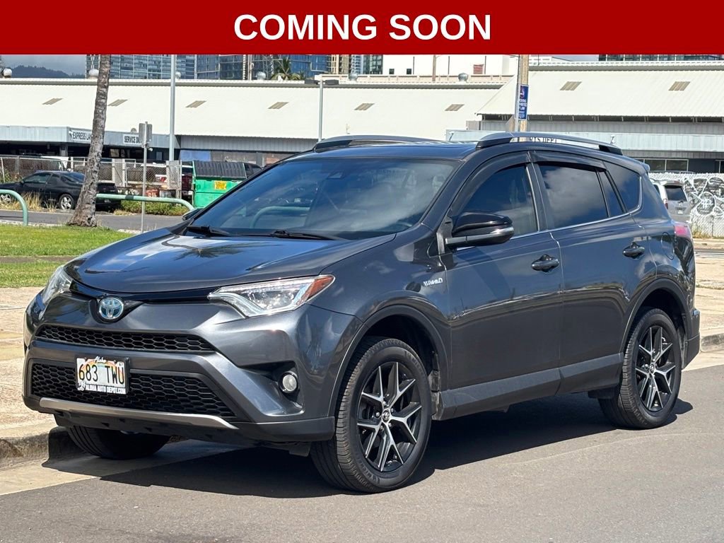 Used 2018 Toyota RAV4 SE