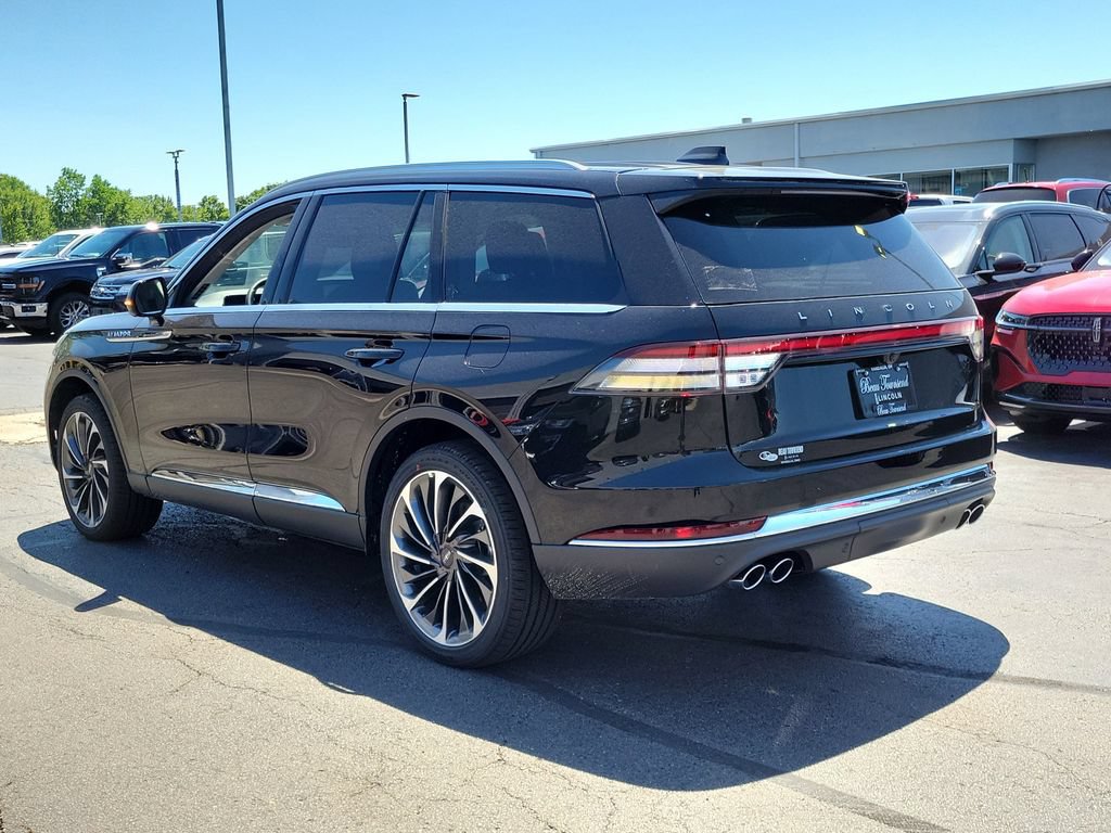 New 2026 Lincoln Aviator Reserve w/ Illumination Package AWD/4WD image 6