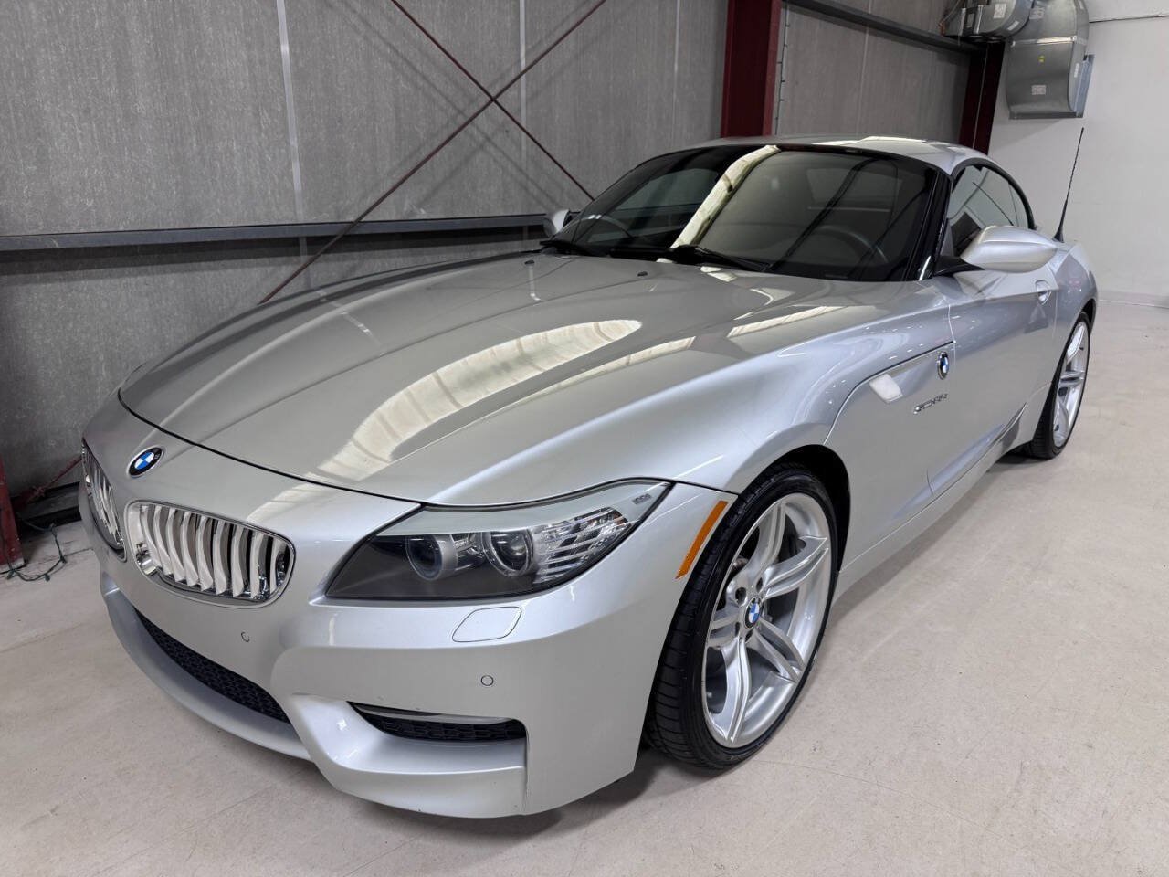 Used 2011 BMW Z4 sDrive35is RWD image 15