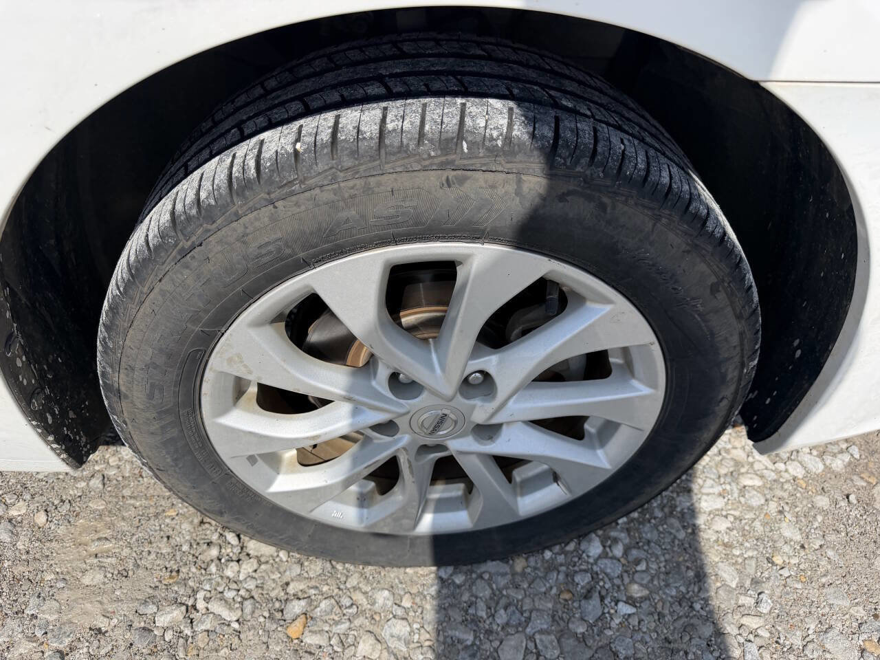 Used 2018 Nissan Sentra SV FWD image 12