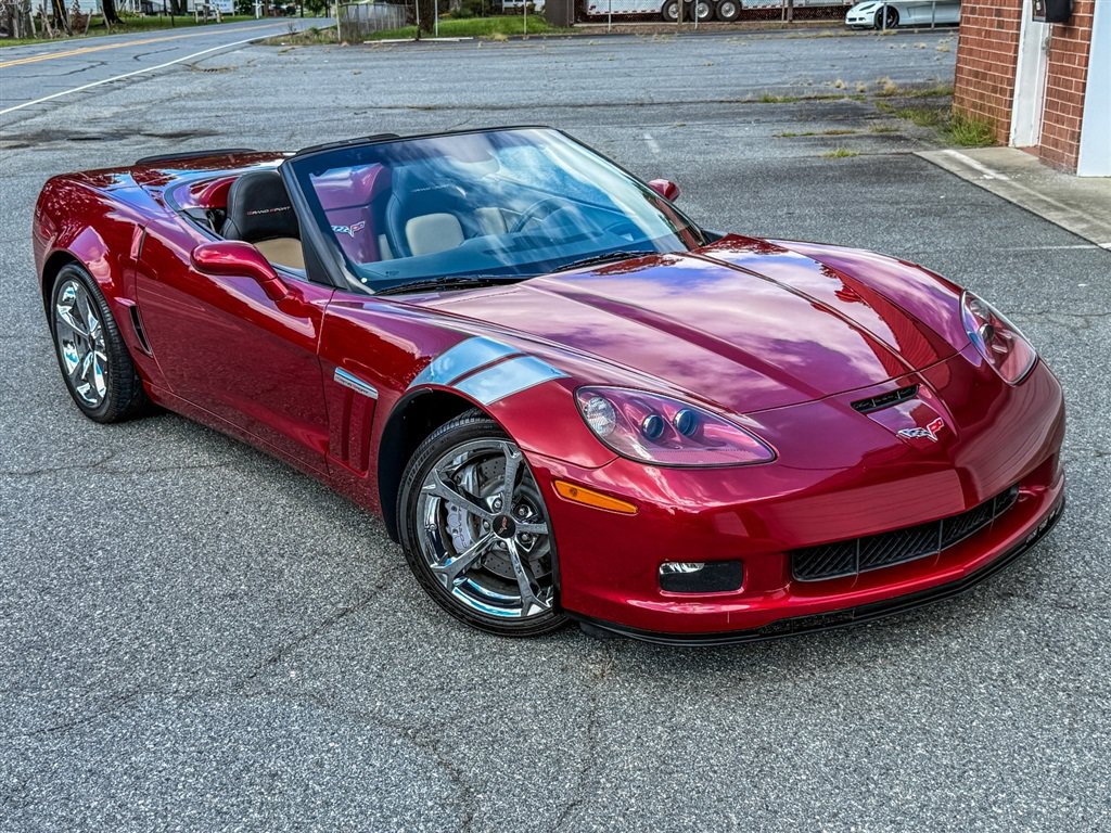 Used 2010 Chevrolet Corvette Grand Sport w/ Preferred Equipment Group RWD image 32