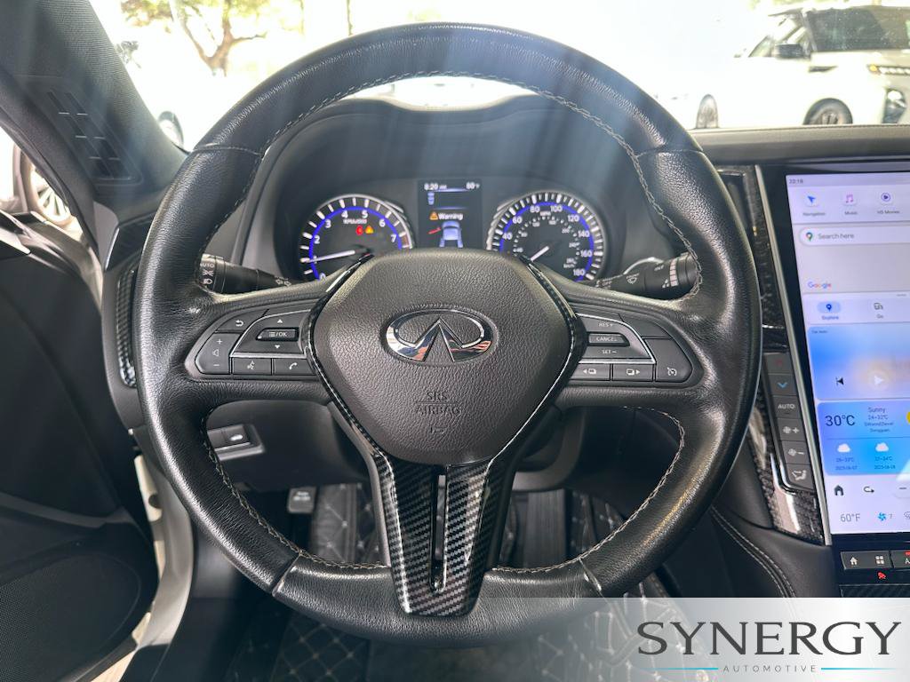 Used 2019 INFINITI Q60 3.0t Luxe RWD image 14