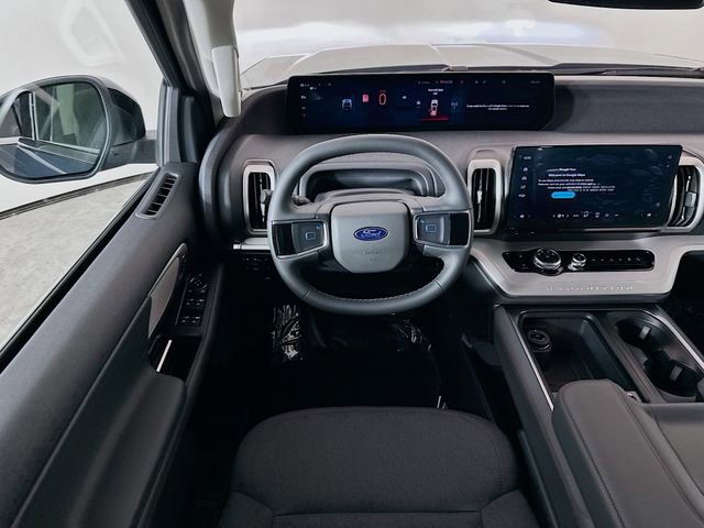 New 2025 Ford Expedition Active image 21