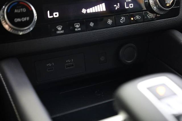 New 2026 Nissan Rogue SL AWD/4WD image 14
