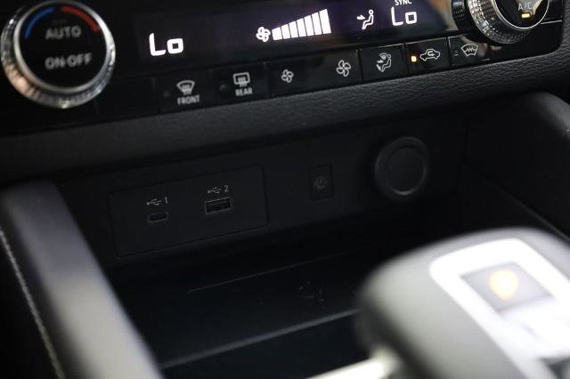 New 2026 Nissan Rogue SL AWD/4WD image 14