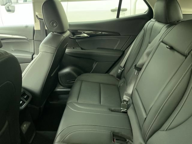 Used 2023 Buick Envision Essence FWD image 4