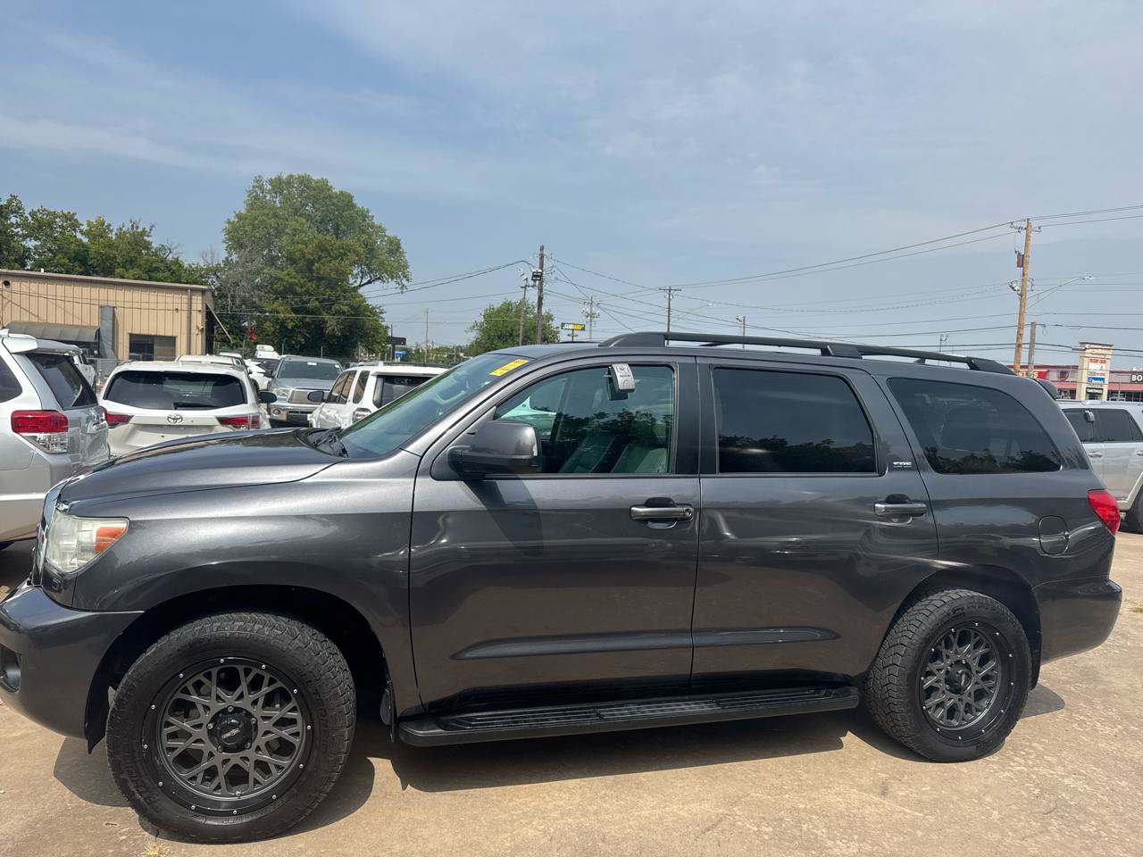 Used 2015 Toyota Sequoia SR5 w/ Premium Package AWD/4WD image 8