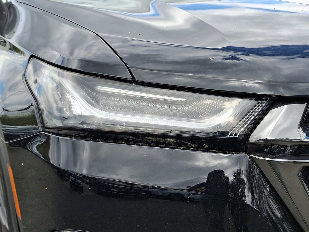 Certified 2023 Chevrolet Traverse RS AWD/4WD image 10
