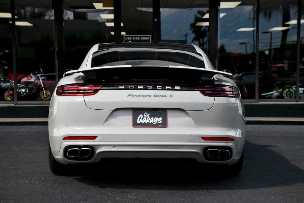 Used 2018 Porsche Panamera Turbo S image 15
