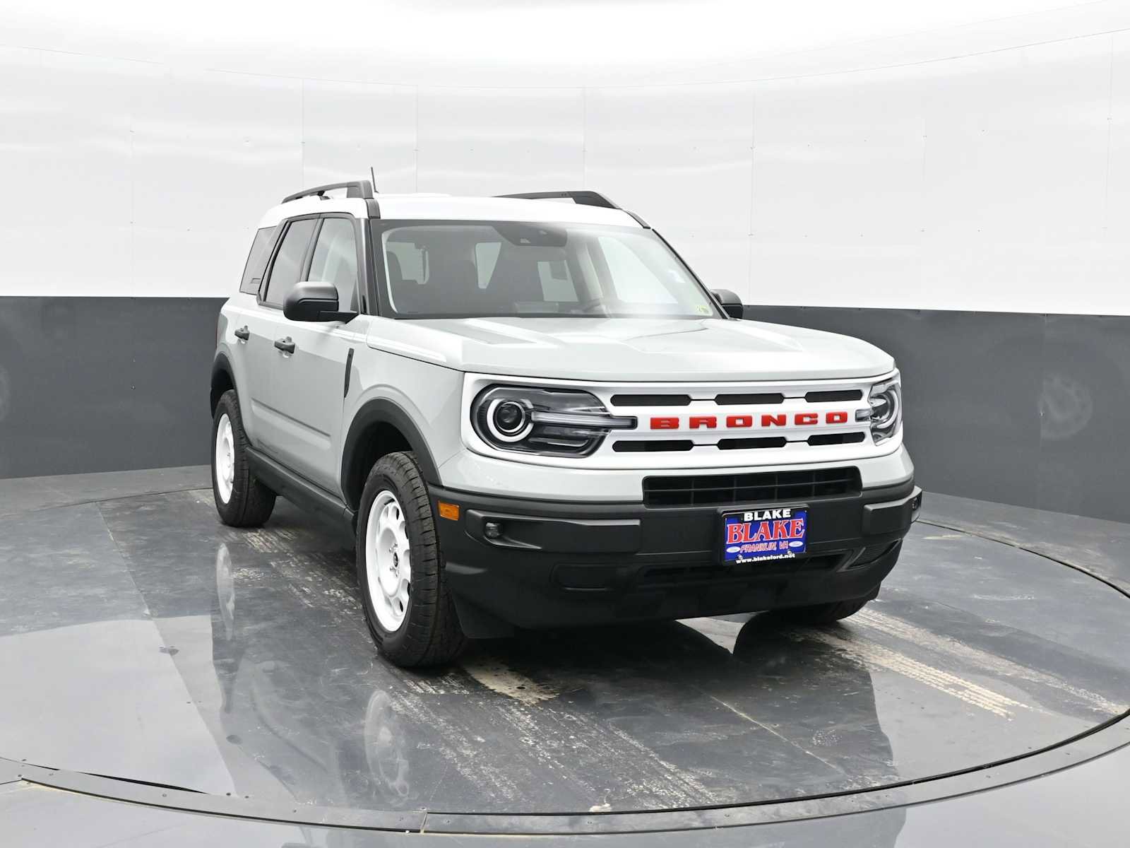 New 2024 Ford Bronco Sport Heritage w/ Heritage Convenience Package image 1