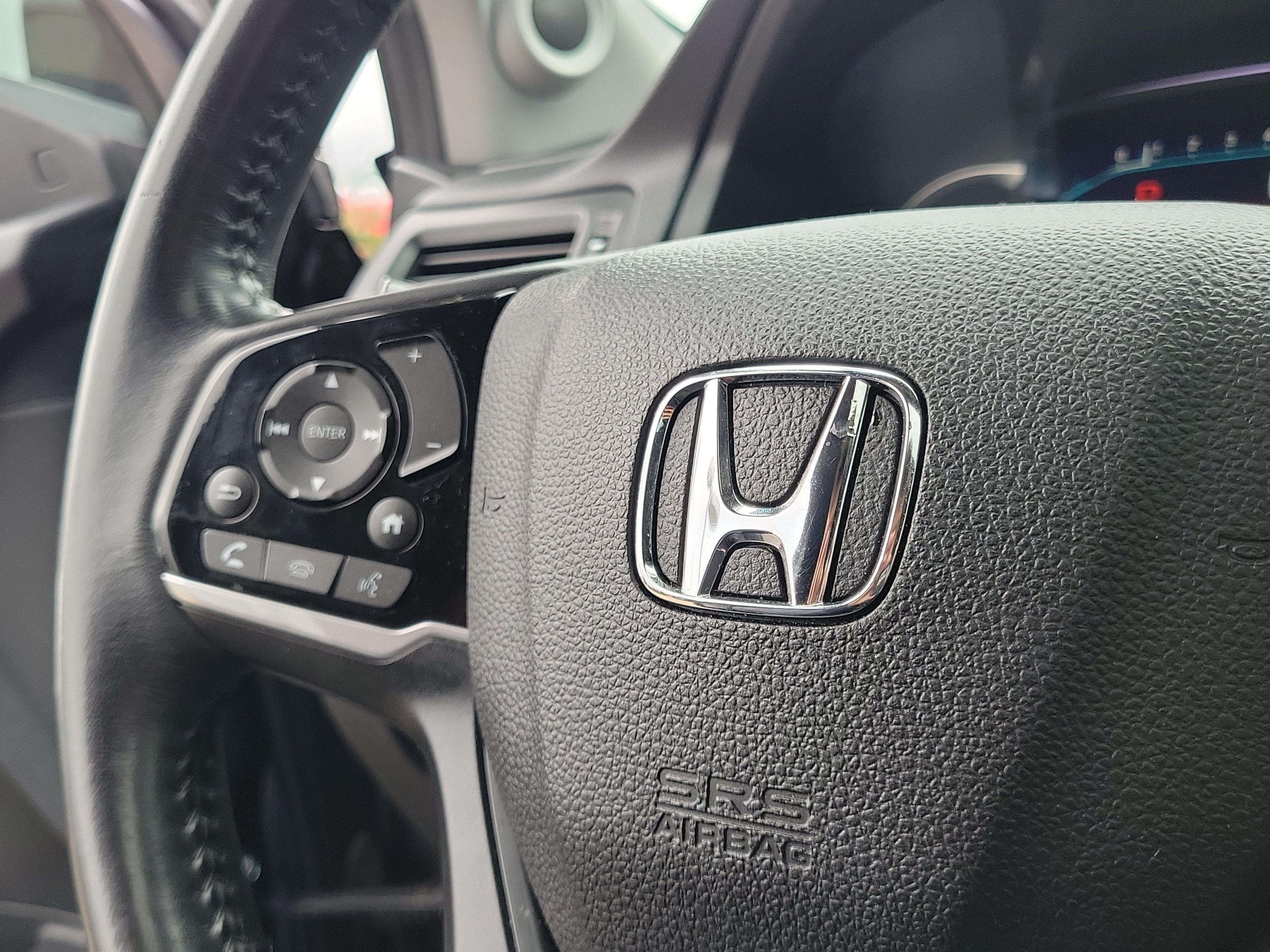 Used 2019 Honda Pilot Touring image 30
