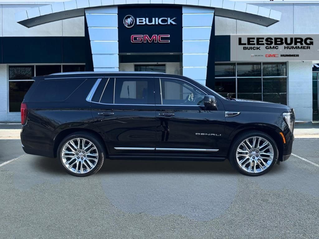 New 2026 GMC Yukon Denali w/ Denali Reserve Package AWD/4WD image 8