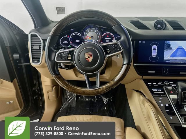 Used 2020 Porsche Cayenne AWD/4WD image 24