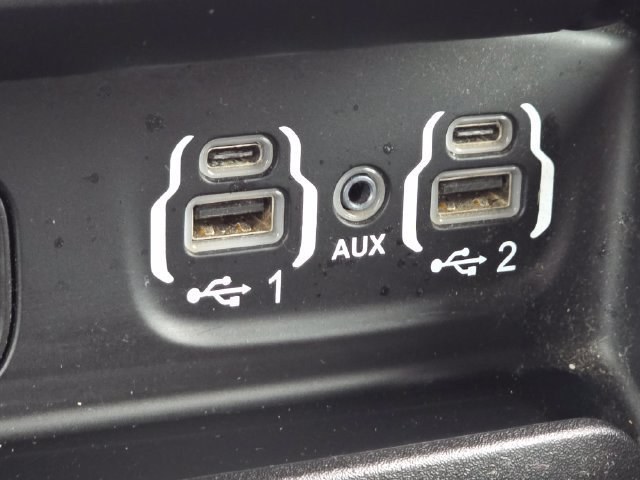 Used 2023 RAM 2500 Laramie AWD/4WD image 14