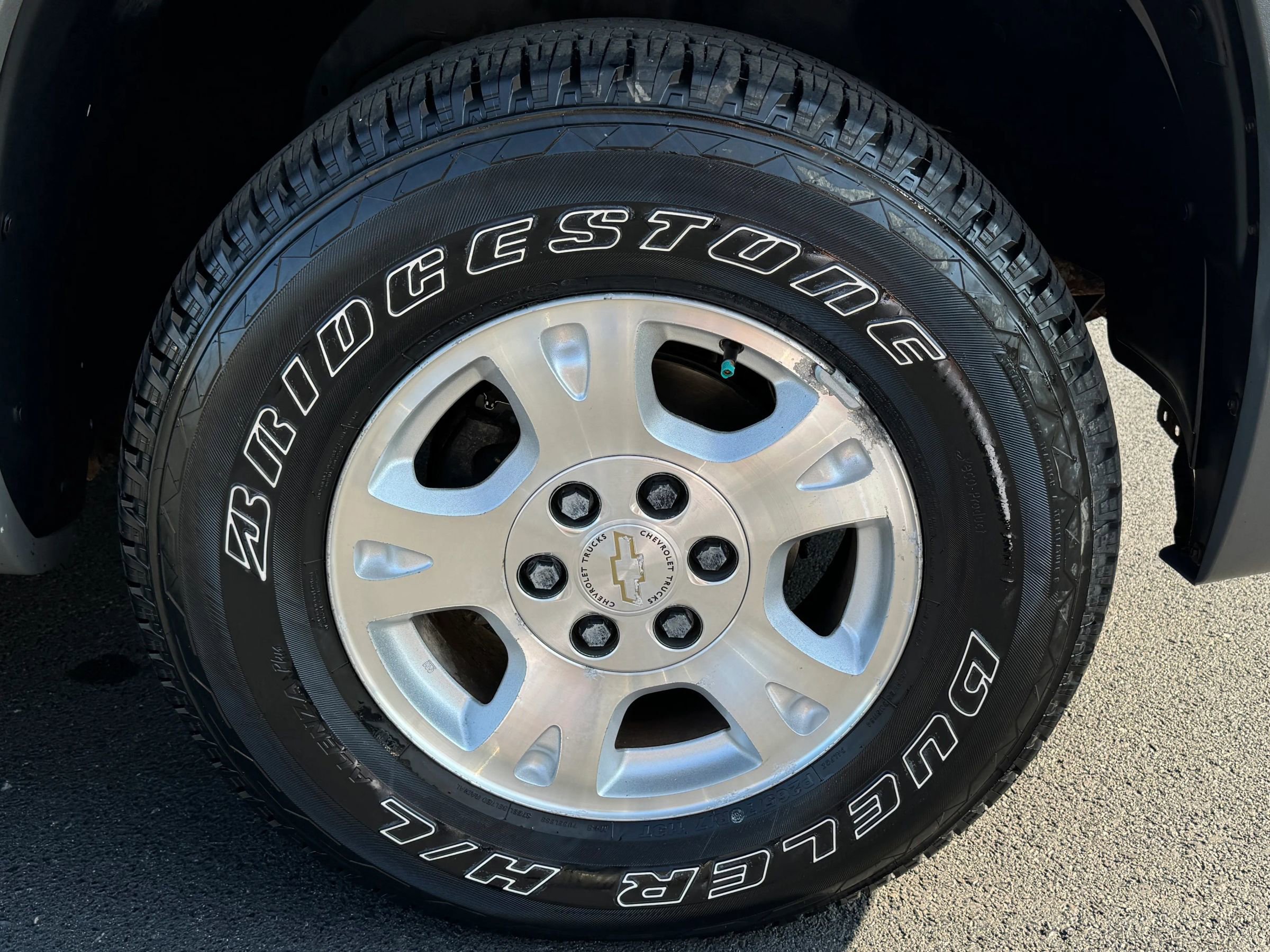 Used 2002 Chevrolet Avalanche 4x4 w/ Off-Road Suspension Pkg image 11