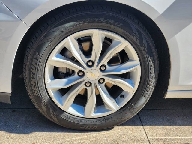 Used 2020 Chevrolet Malibu LT image 18