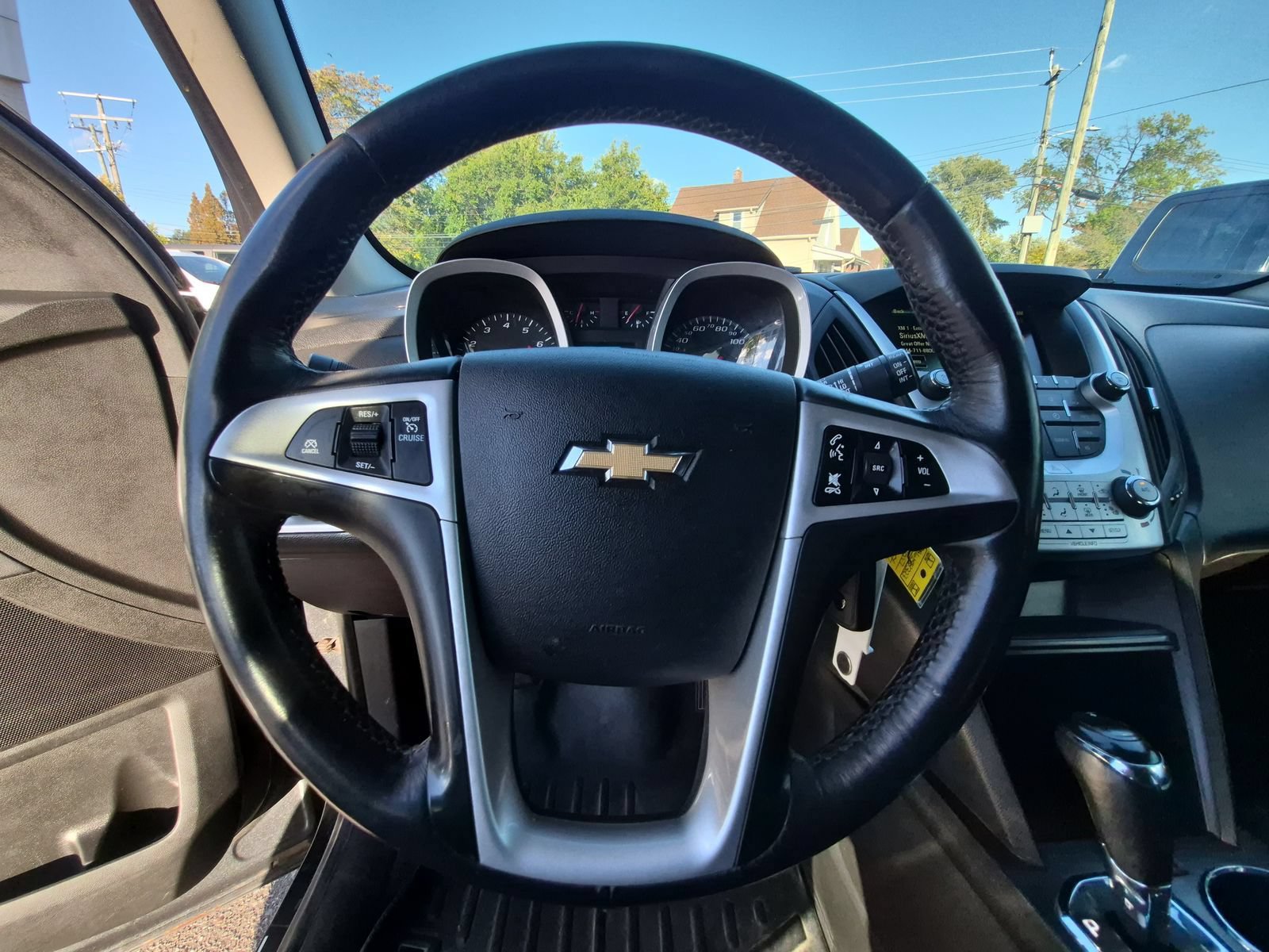 Used 2017 Chevrolet Equinox LT FWD image 23