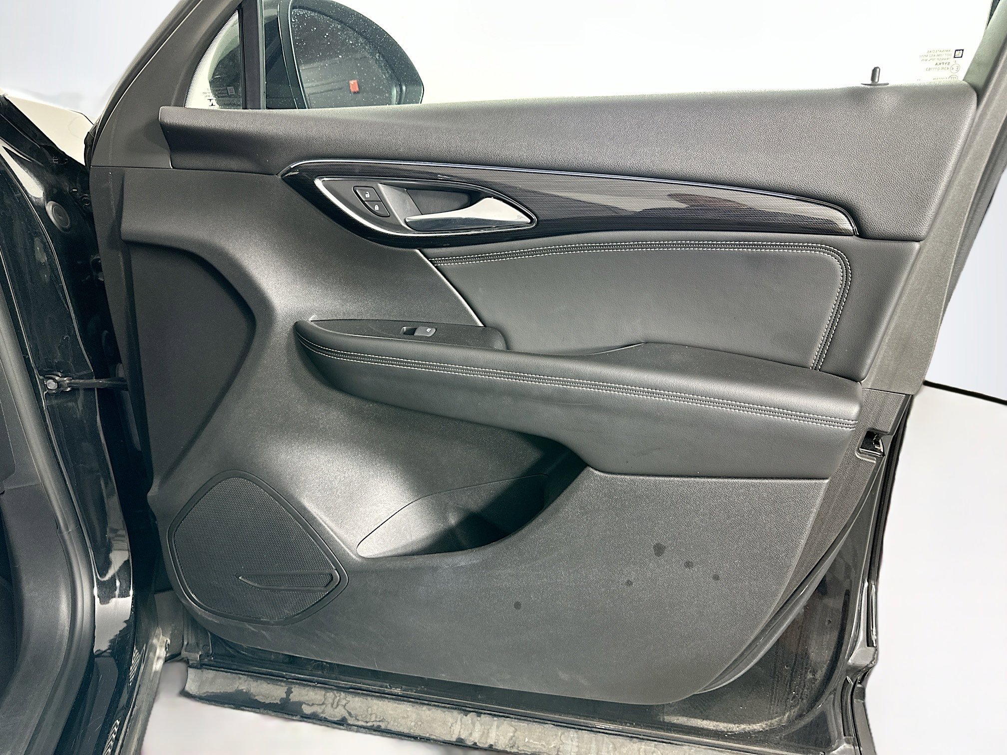 Used 2023 Buick Envision Preferred image 30