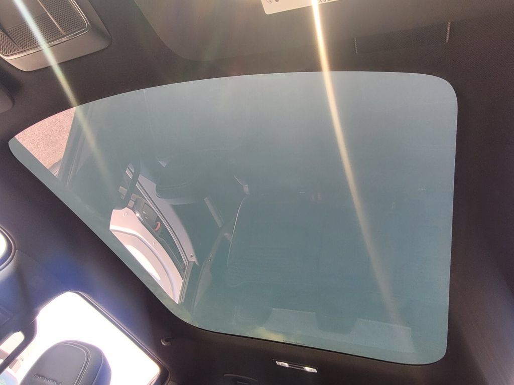 New 2024 GMC Sierra EV Denali AWD/4WD image 5