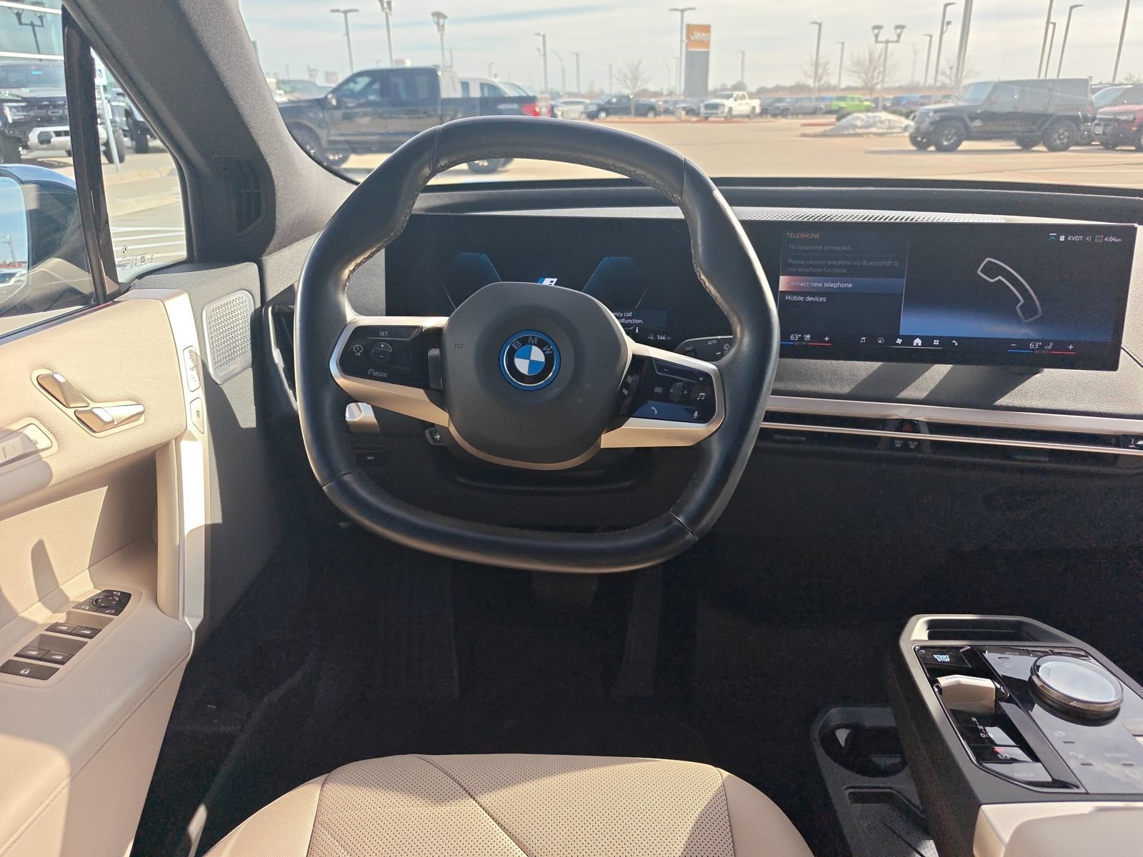 Used 2024 BMW iX xDrive50 w/ Premium Package image 14