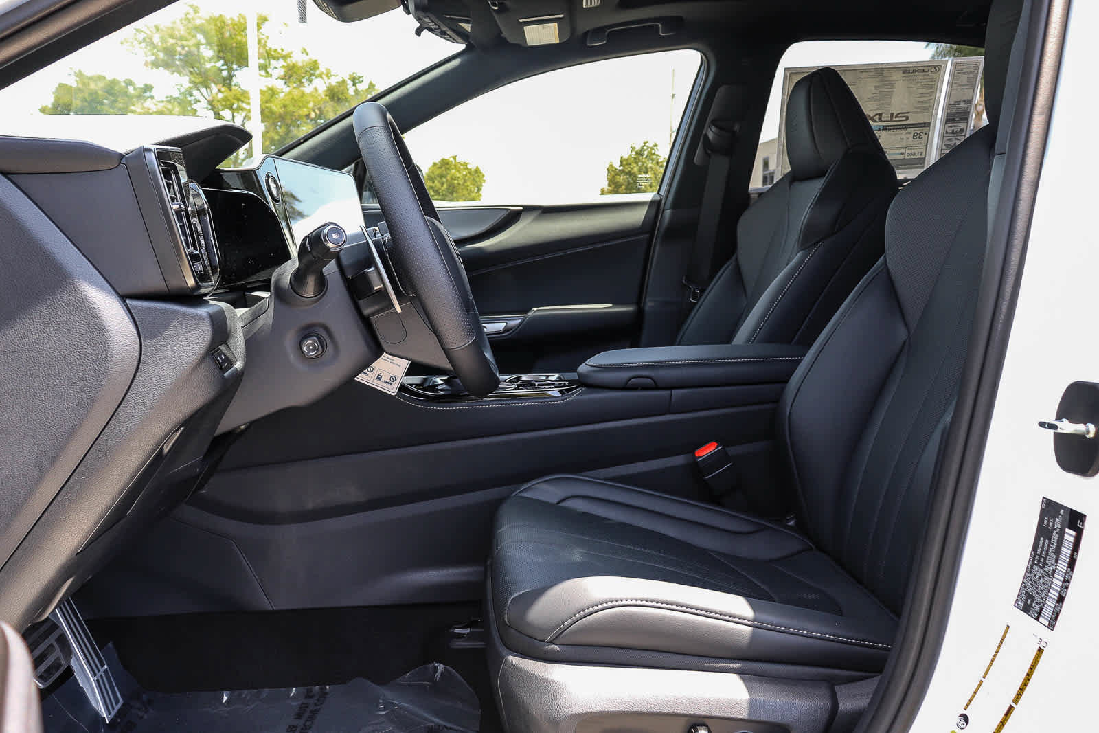 New 2026 Lexus NX 350h F Sport AWD/4WD image 18