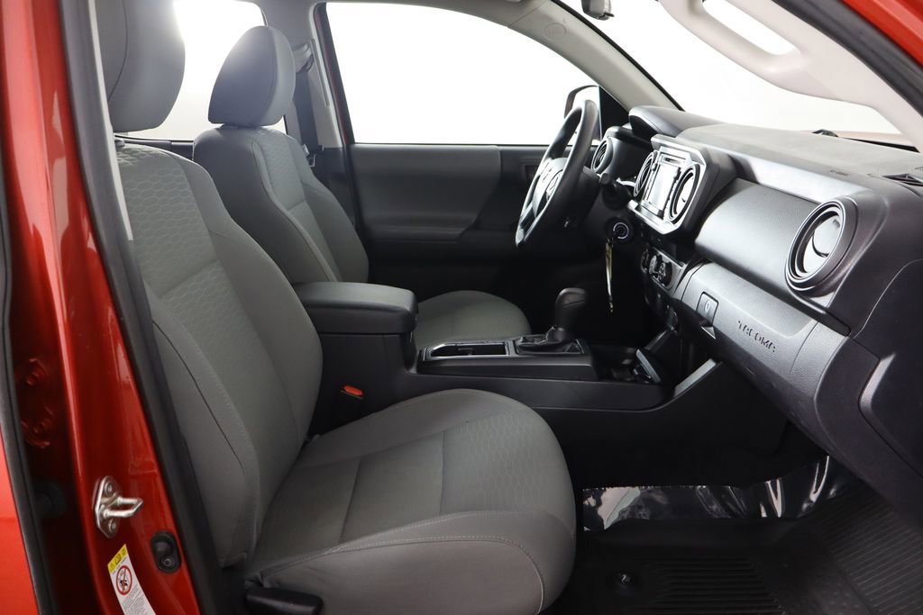 Used 2019 Toyota Tacoma SR w/ SR Convenience Package image 19