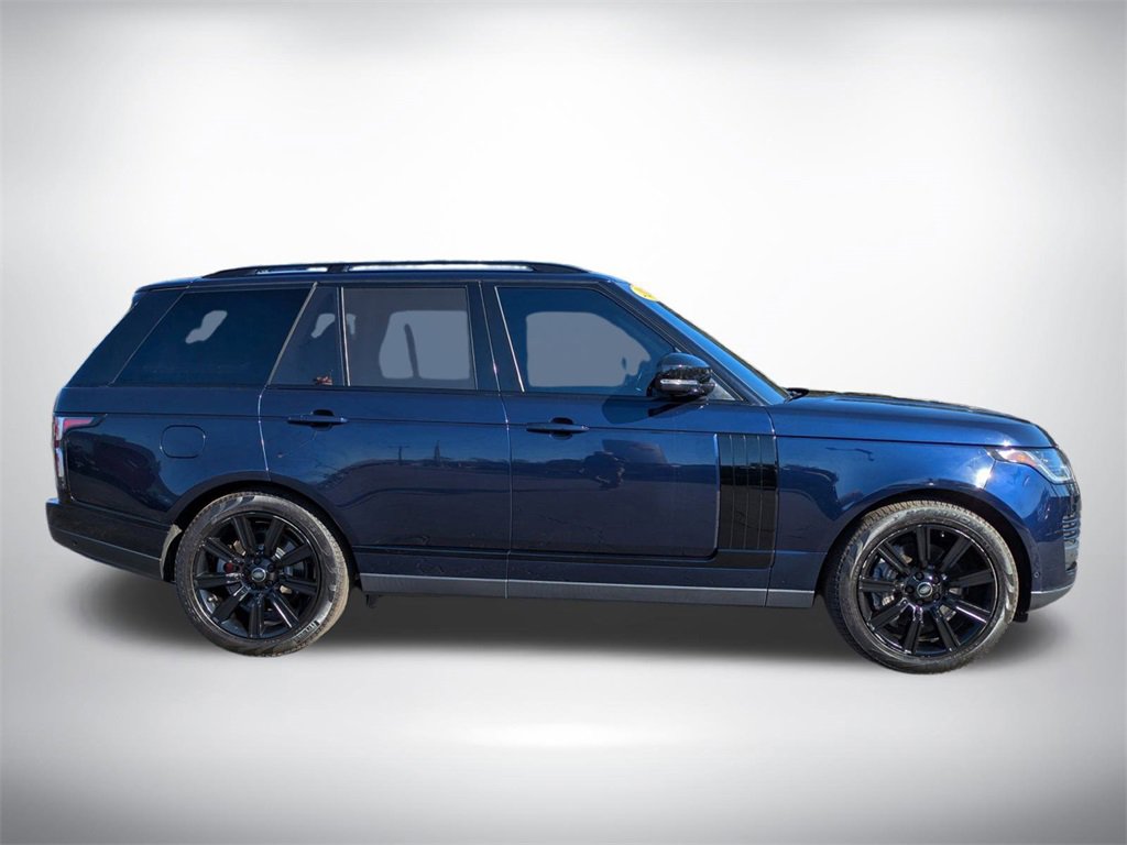 Used 2020 Land Rover Range Rover HSE image 3