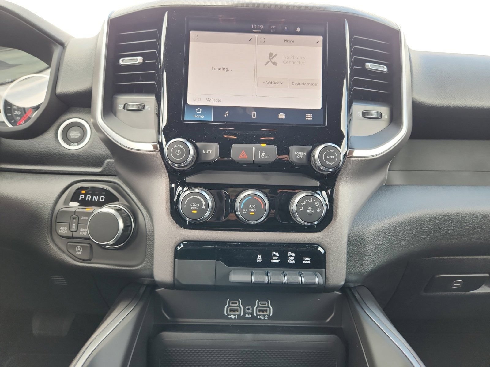 New 2026 RAM 1500 Express AWD/4WD image 14