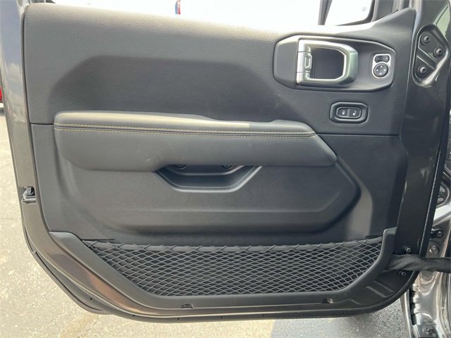 New 2025 Jeep Gladiator Sport w/ Premium Package image 13