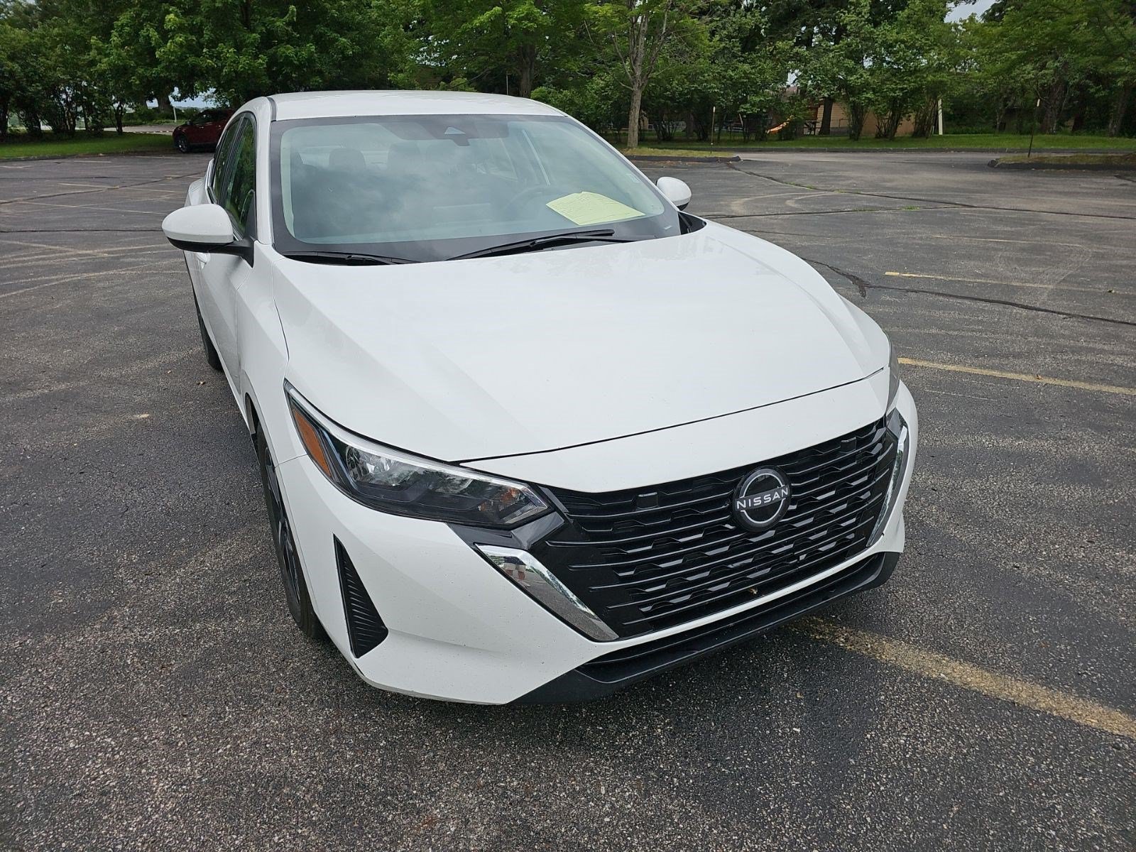 Used 2024 Nissan Sentra SV FWD image 8