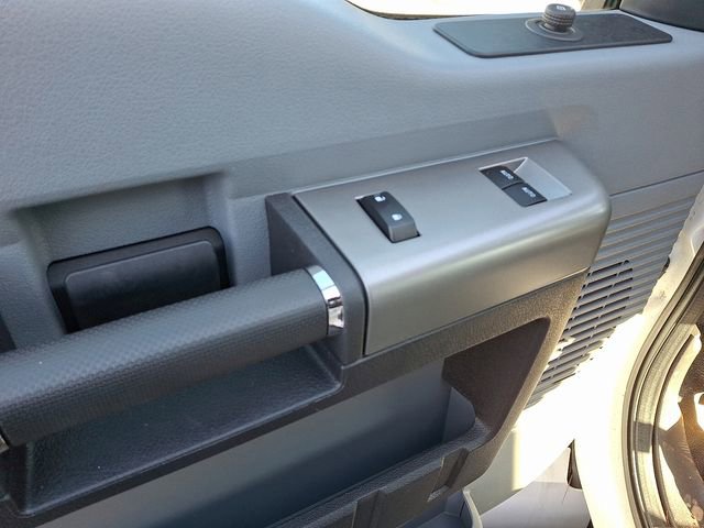 Used 2023 Ford F650 2WD Regular Cab Super Duty image 11